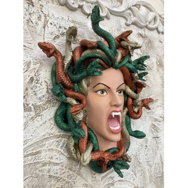 Medusa Yılan Saçlı Kadın