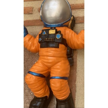 Astronot Duvar Biblo